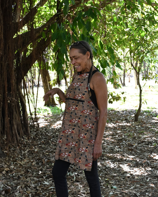 Cotton Apron, Barra & Lily by David Cameron