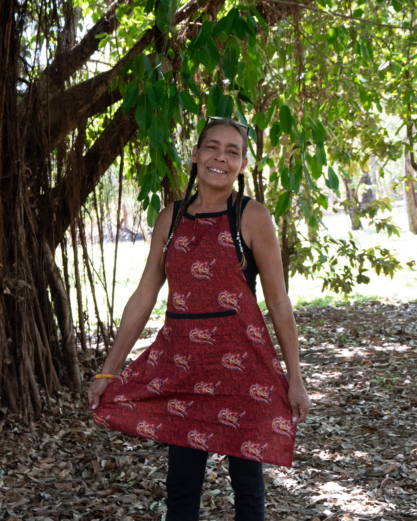 Aboriginal Cotton Apron with Crocodile