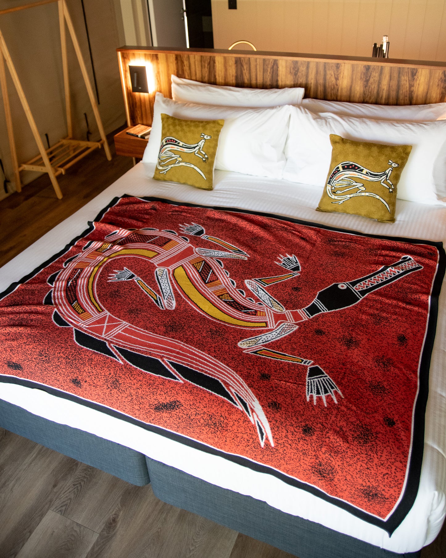 Ginga (Crocodile) Knitted Throw