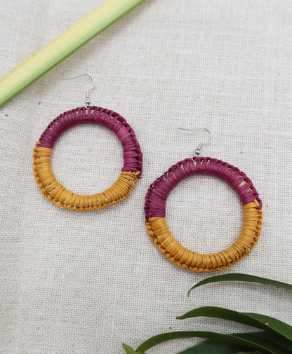 Weaving Earrings by Freida Pettersson